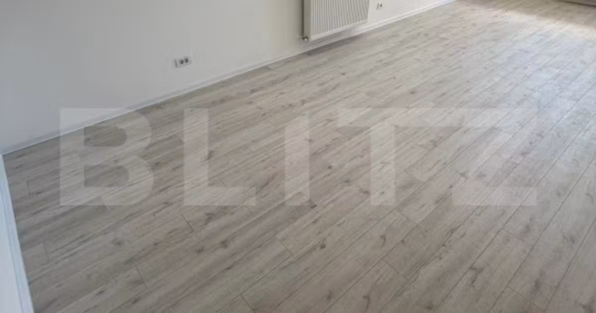 Apartament de vânzare cu 2 camere în zona Tractorul, Brașov