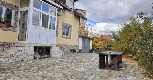 Casă Iosia