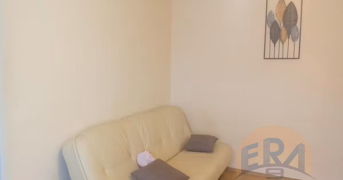 Apartament de vânzare cu 2 camere, mobilat în zona Cantemir, Oradea