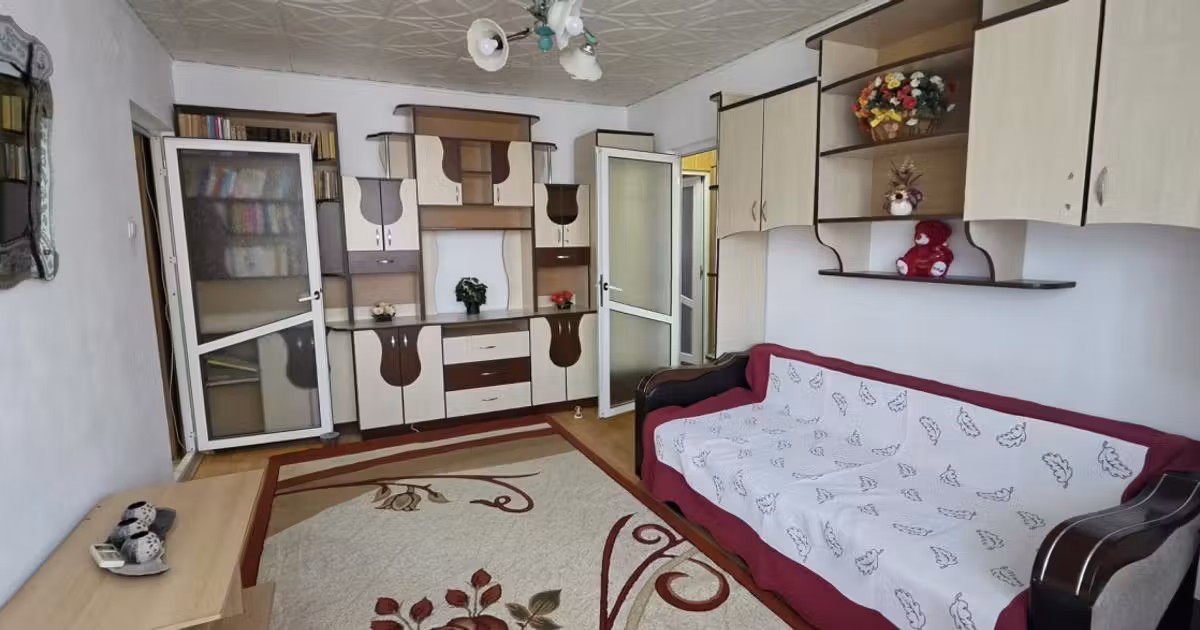 Apartament de vânzare cu 2 camere, mobilat în zona E3, Tulcea