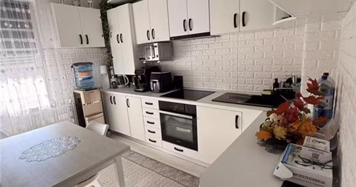 Apartament de vânzare cu 2 camere în zona Tudor, Târgu Mureș
