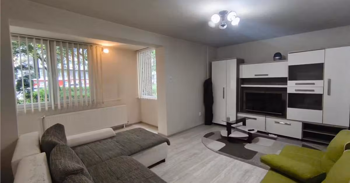 Apartament de vânzare cu 3 camere, mobilat în zona Tudor, Târgu Mureș