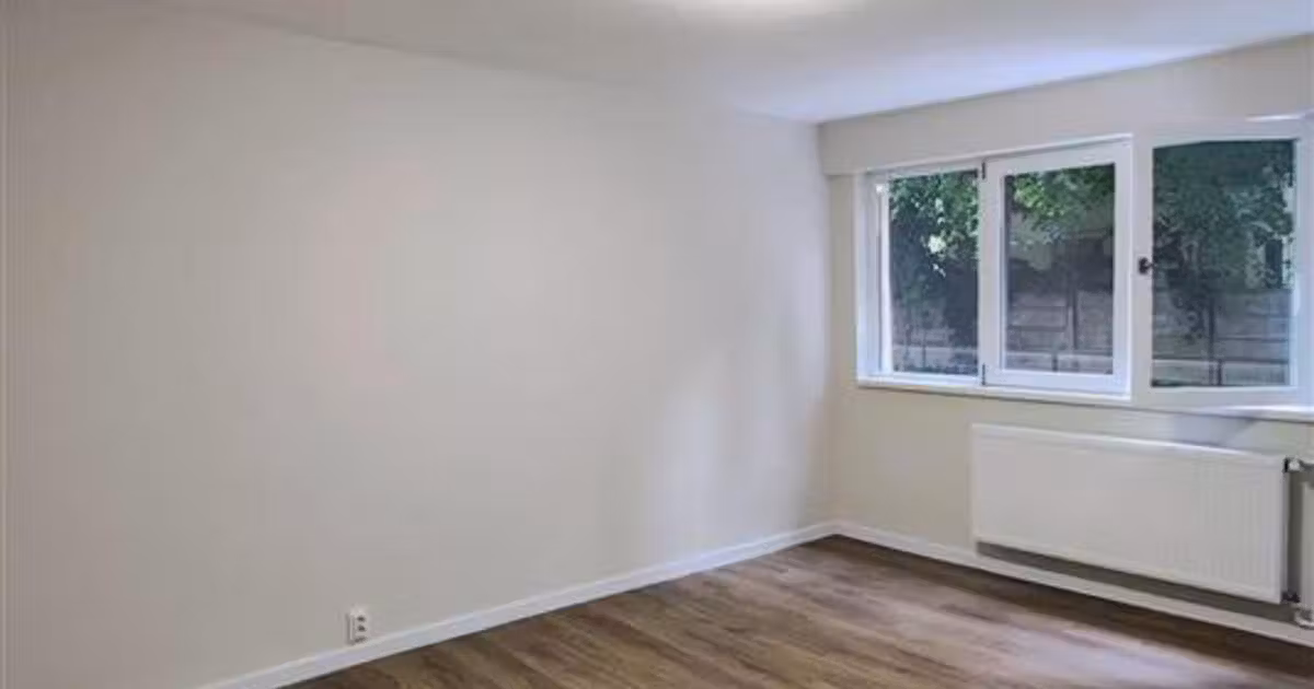 Apartament de vânzare cu 2 camere în zona Eroii Revoluției, Sector 4