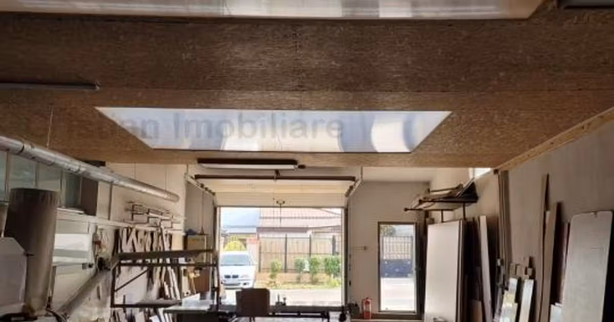 Spațiu comercial de vânzare de 100 mp, în Brăila