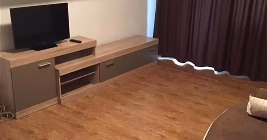 Apartament Titan