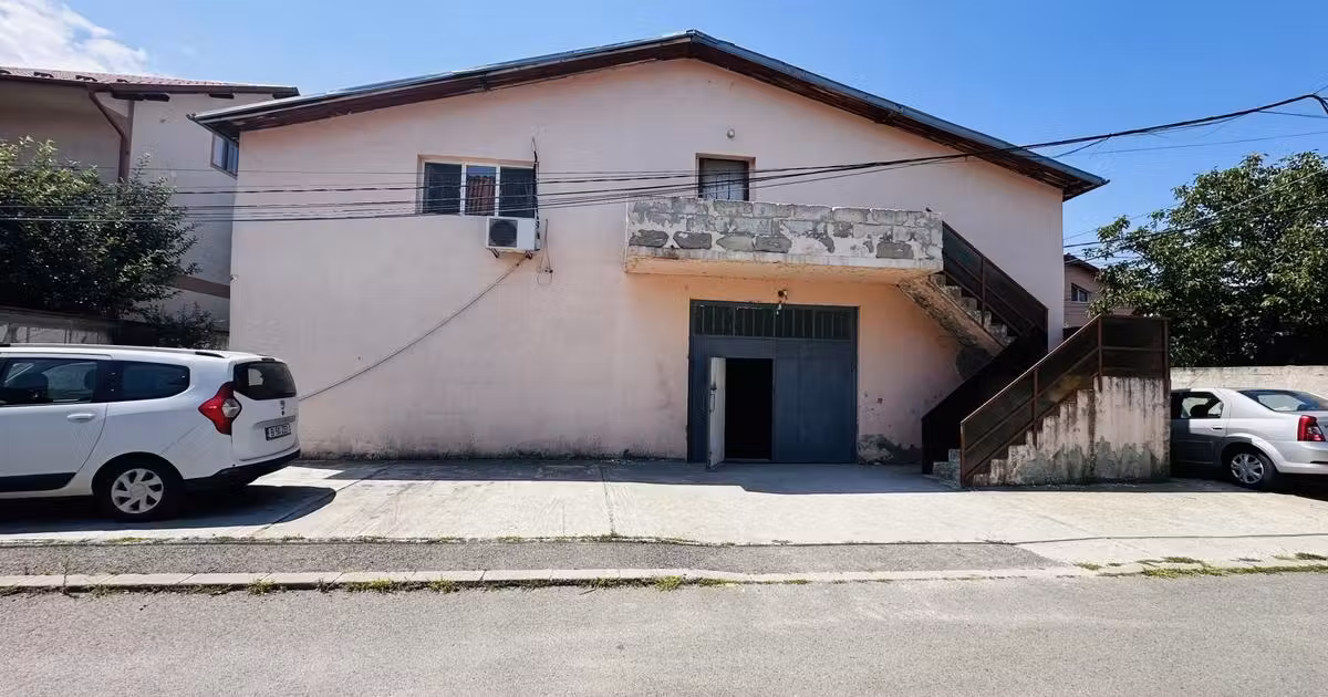 Casă individuală de vânzare cu 8 camere în Chiajna