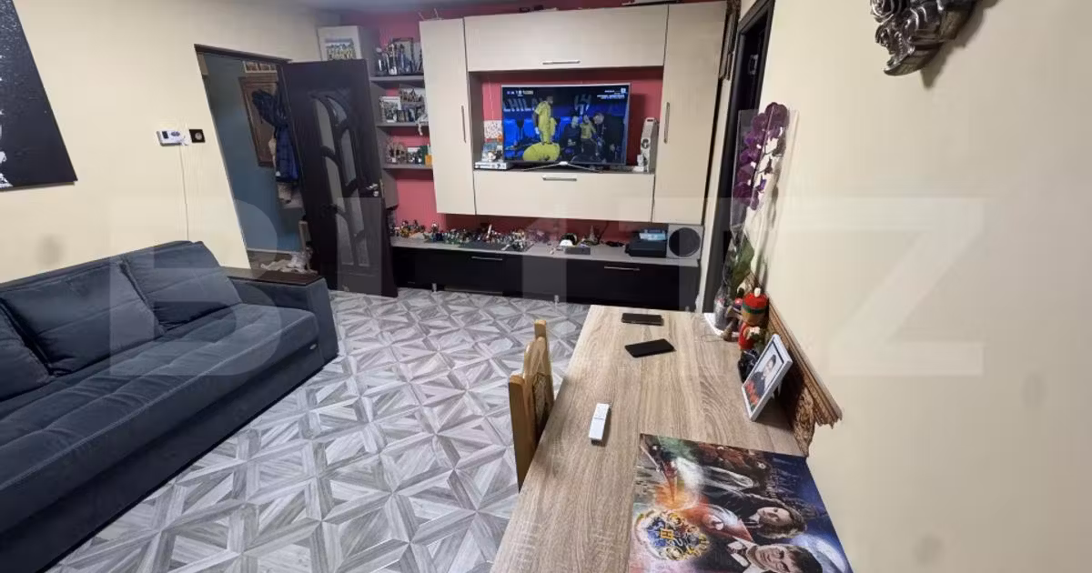 Apartament de vânzare cu 2 camere, mobilat în zona Podul de Piatră, Iași