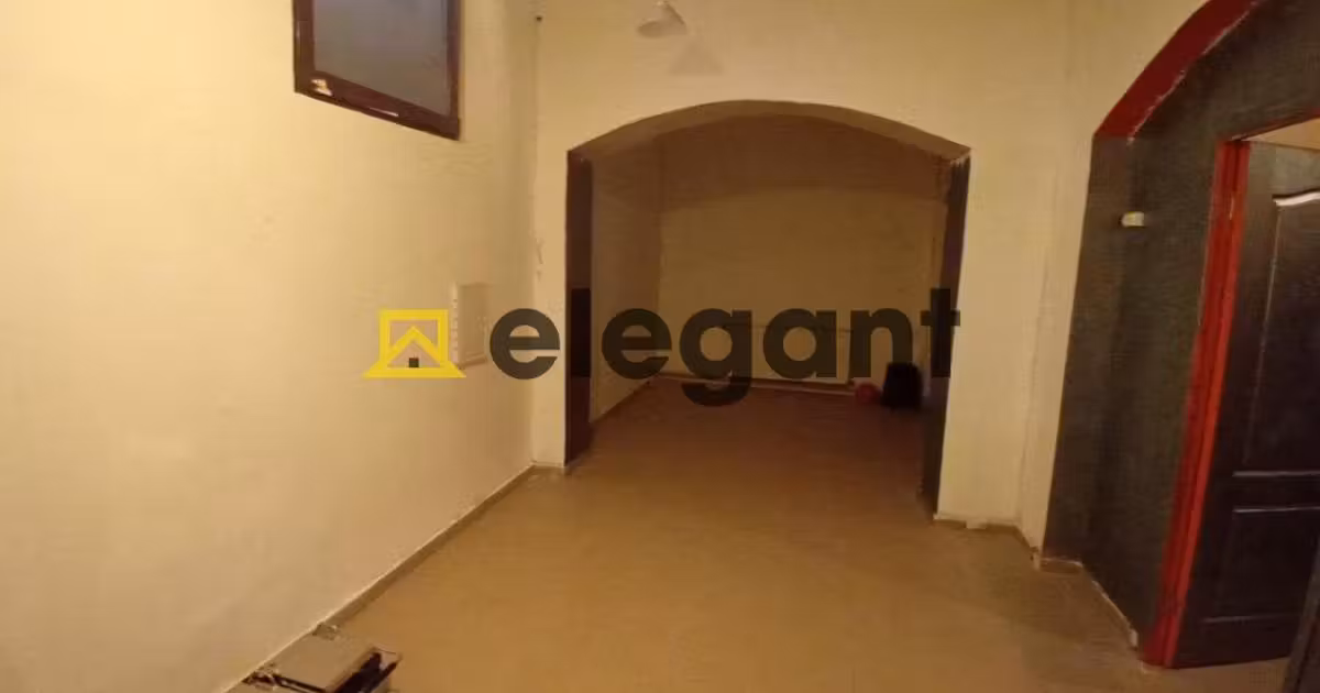 Casă individuală de vânzare cu 11 camere, mobilată în zona Ultracentral, Craiova