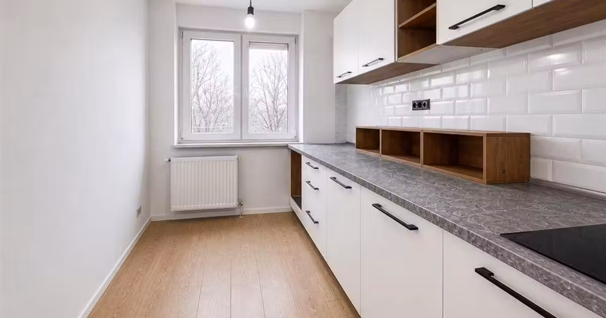 Apartament de vânzare cu 3 camere în zona Independenței, Brăila