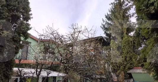 Casă Centru
