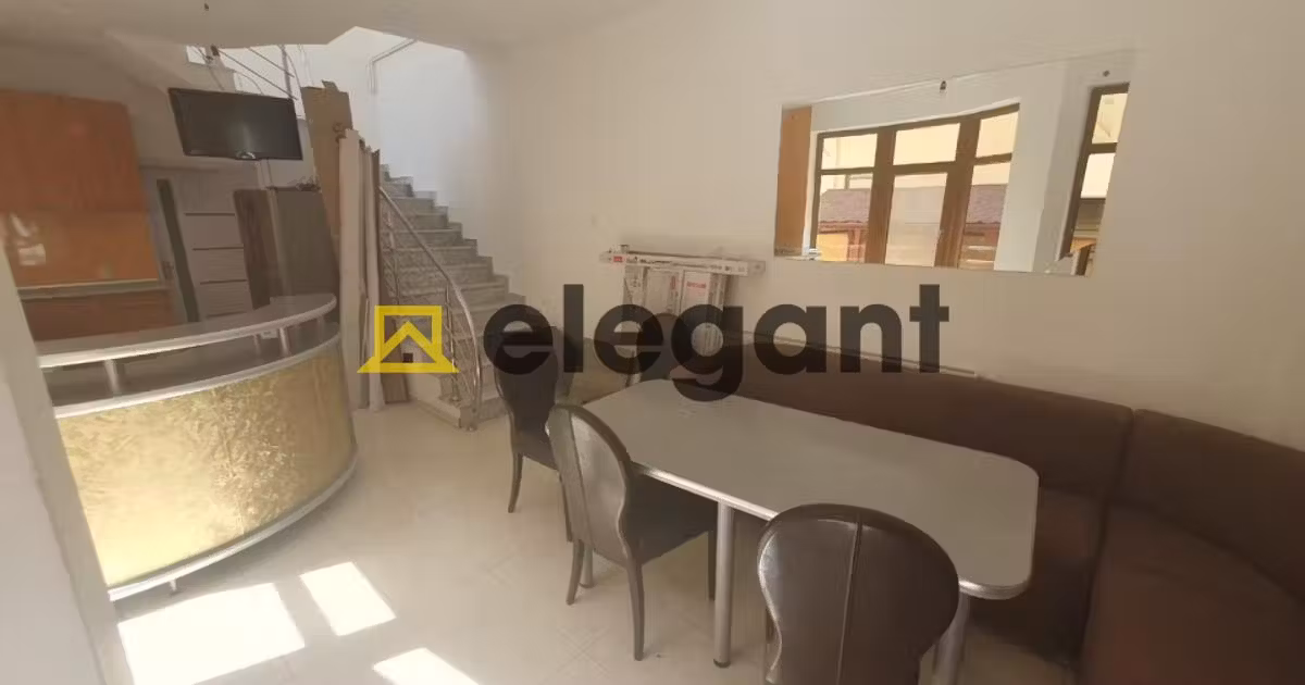 Apartament de vânzare cu 5 camere, mobilat în zona Craiovița Nouă, Craiova