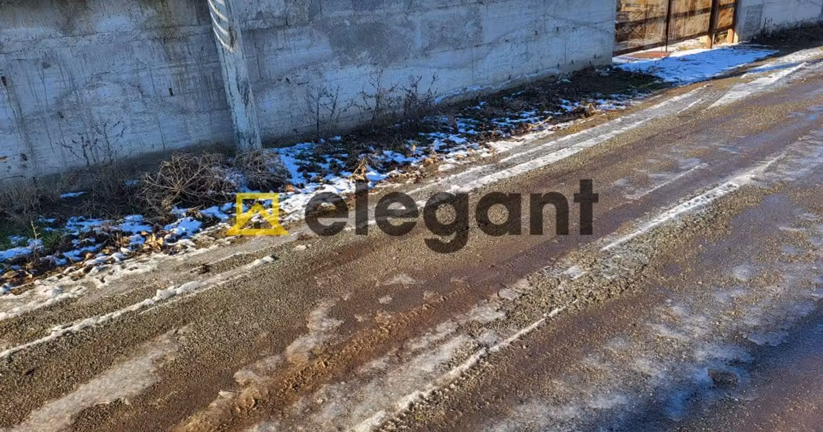 Teren · 180 m², 1 Mai, Craiova