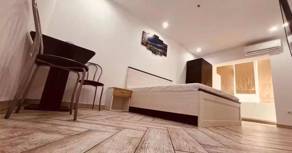 Garsonieră de vânzare, mobilată în zona Dorobanți, Brăila