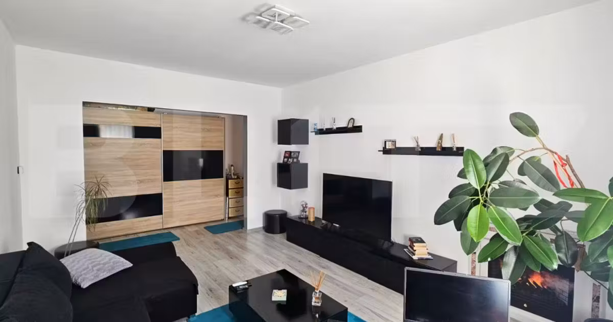 Apartament de vânzare cu 2 camere, mobilat în Florești