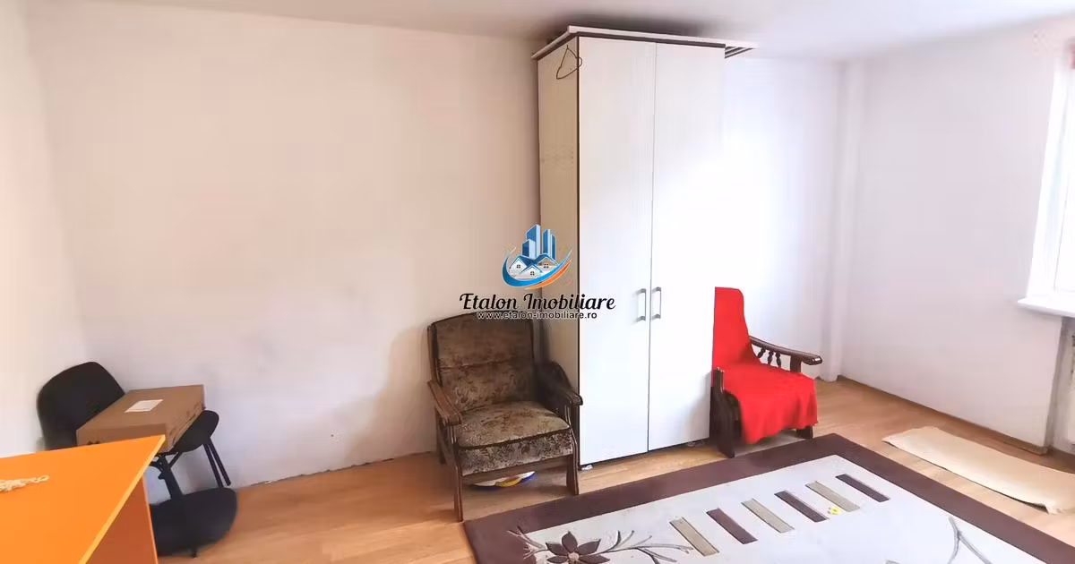 Apartament de vânzare cu 2 camere în zona Mărăței, Piatra-Neamț