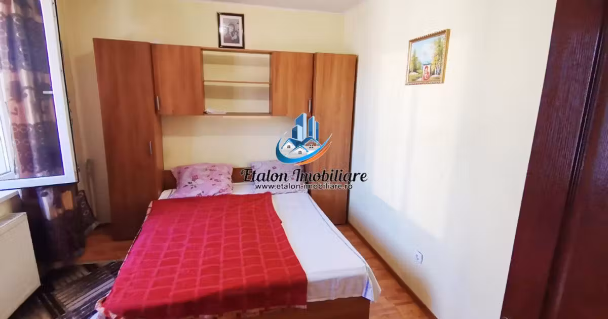 Apartament de vânzare cu 3 camere în zona Dărmănești, Piatra-Neamț