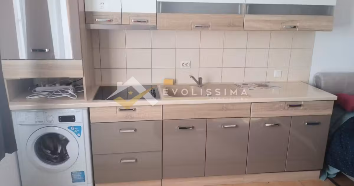 Garsonieră de vânzare, mobilată în Sânpetru
