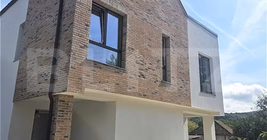 Apartament Florești