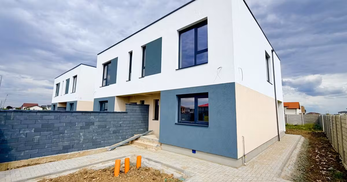 Duplex de vânzare cu 4 camere în Moșnița Nouă
