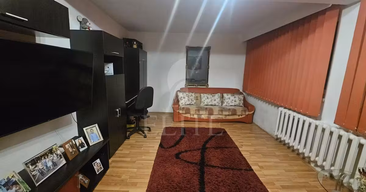 Apartament de vânzare cu 2 camere, mobilat în zona Mănăștur, Cluj-Napoca