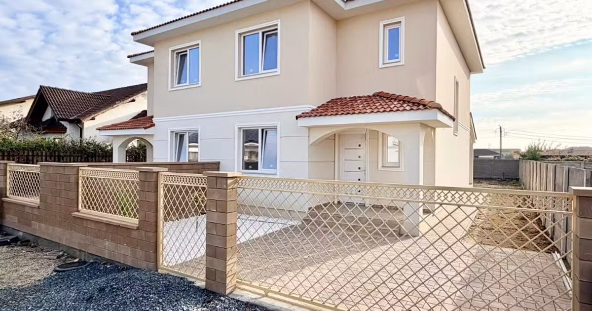 Duplex de vânzare cu 4 camere în Moșnița Nouă