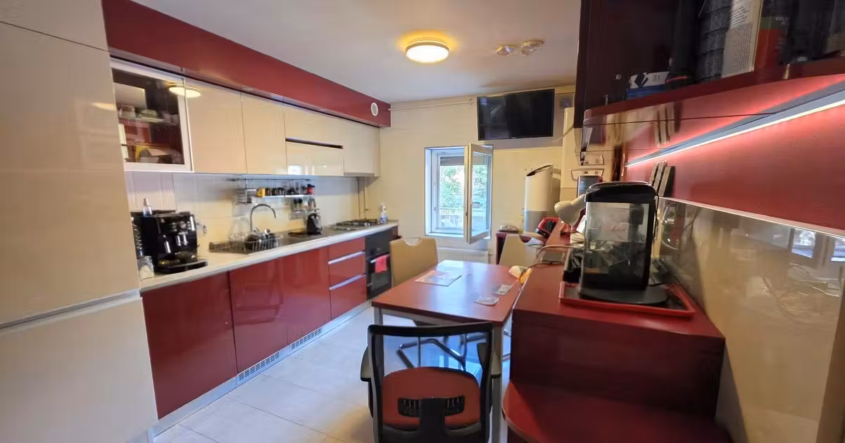 Apartament de vânzare cu 3 camere, mobilat în zona Complex Studențesc, Timișoara