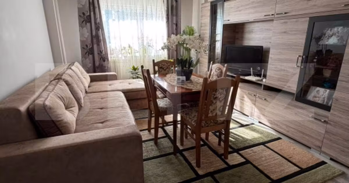 Apartament de vânzare cu 4 camere, mobilat în zona Mănăștur, Cluj-Napoca