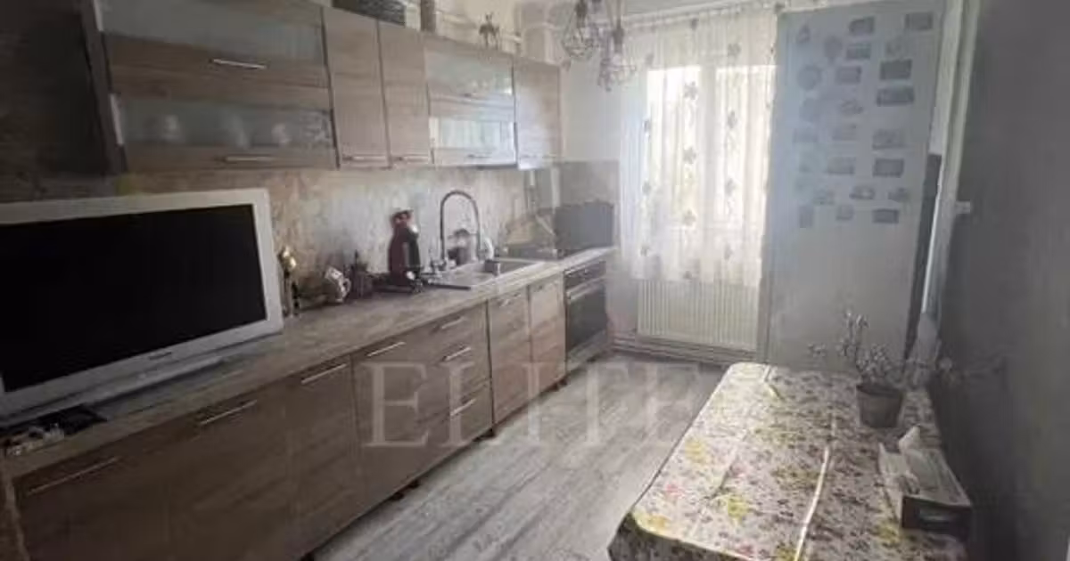 Apartament de vânzare cu 3 camere în zona Mărăști, Cluj-Napoca