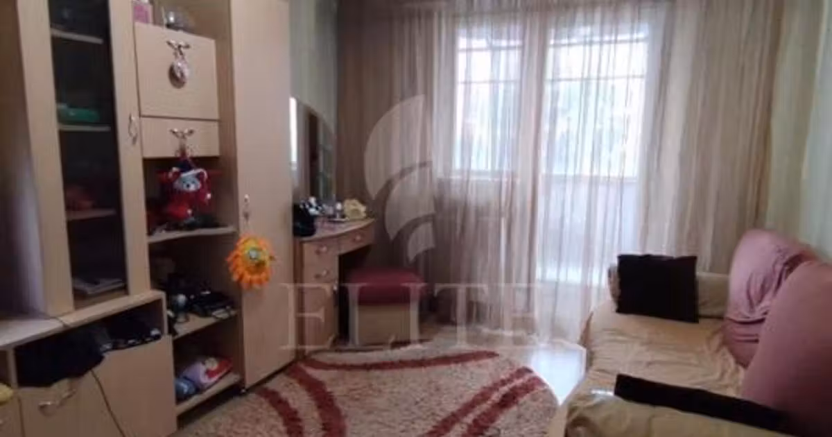 Apartament de vânzare cu 3 camere în zona Mărăști, Cluj-Napoca