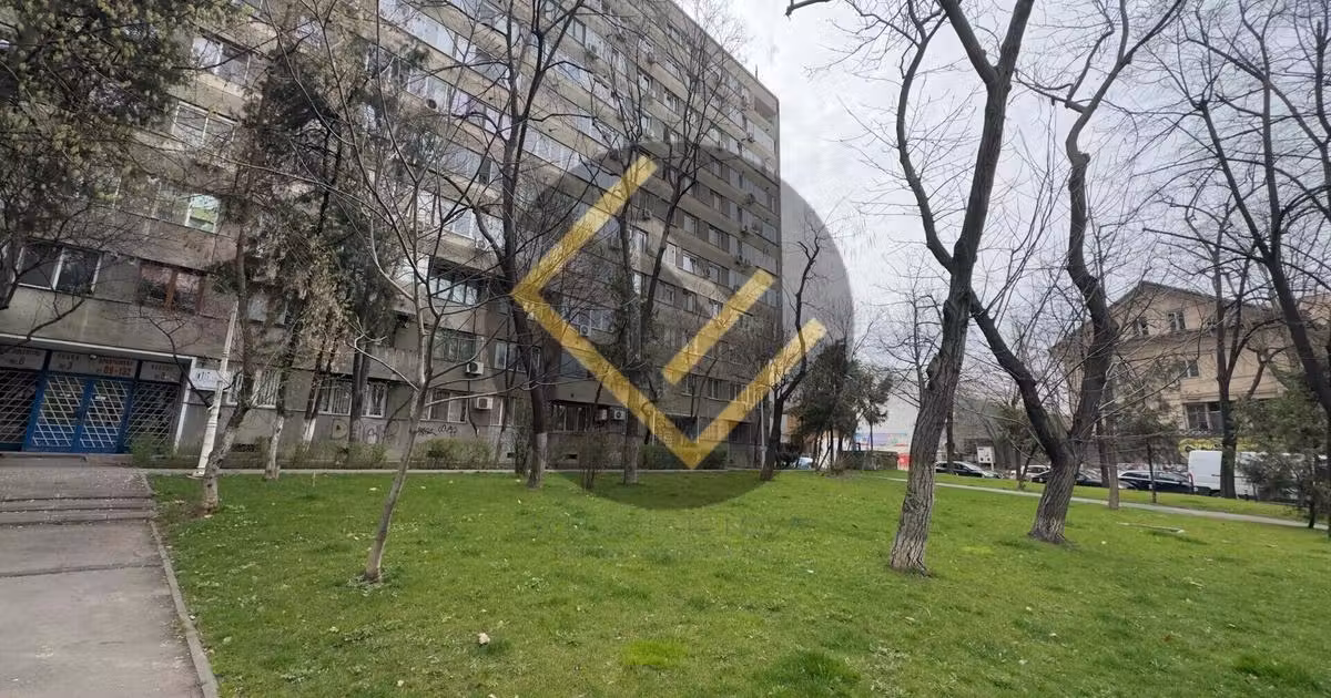 Apartament de vânzare cu 3 camere în zona Obor, Sector 2