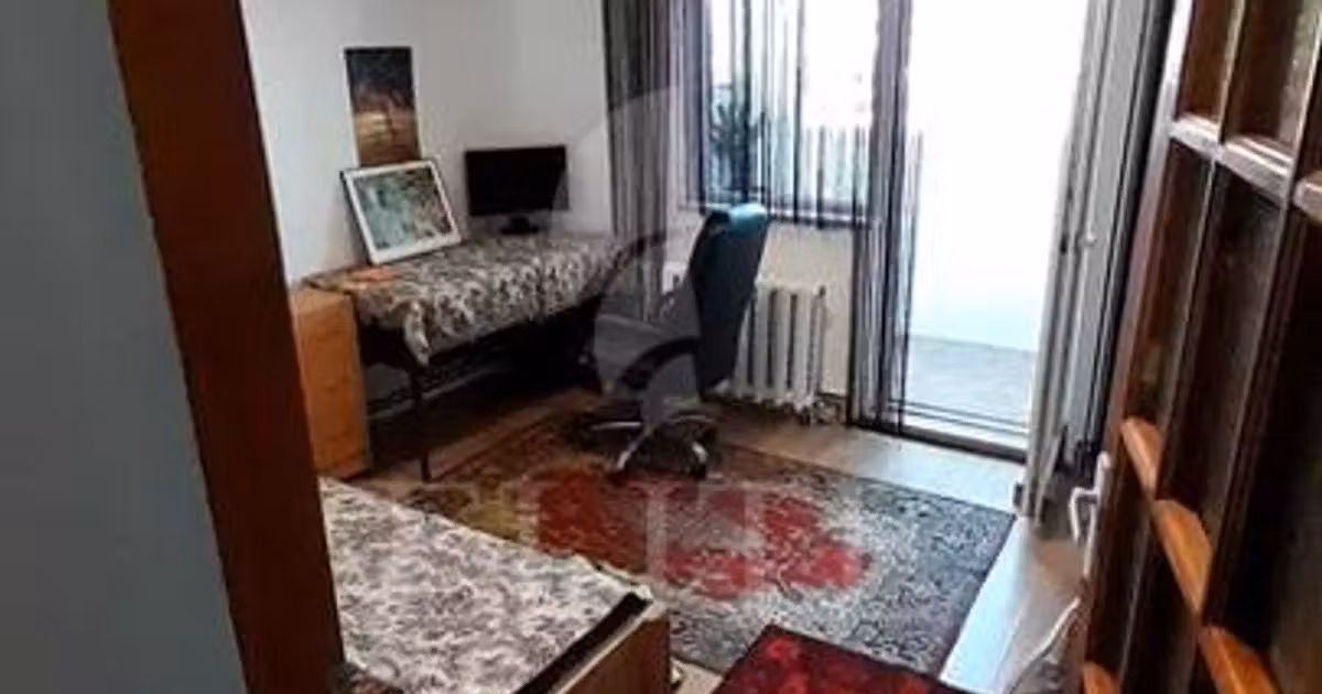Apartament de vânzare cu 3 camere în zona Mănăștur, Cluj-Napoca
