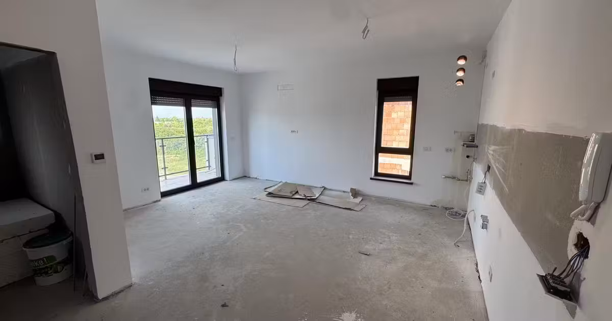 Apartament de vânzare cu 3 camere în Giroc