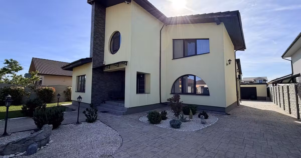 Casă individuală de vânzare cu 5 camere, mobilată în Moșnița Nouă