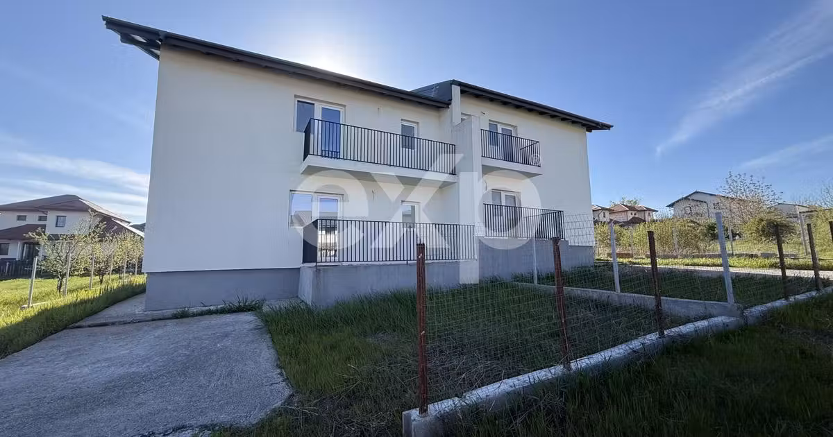 Duplex de vânzare cu 5 camere în zona Miroslava, Iași