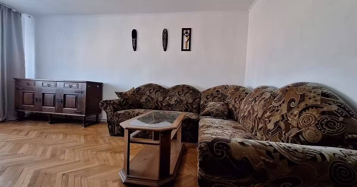 Apartament de vânzare cu 3 camere, mobilat în zona Lipovei, Timișoara