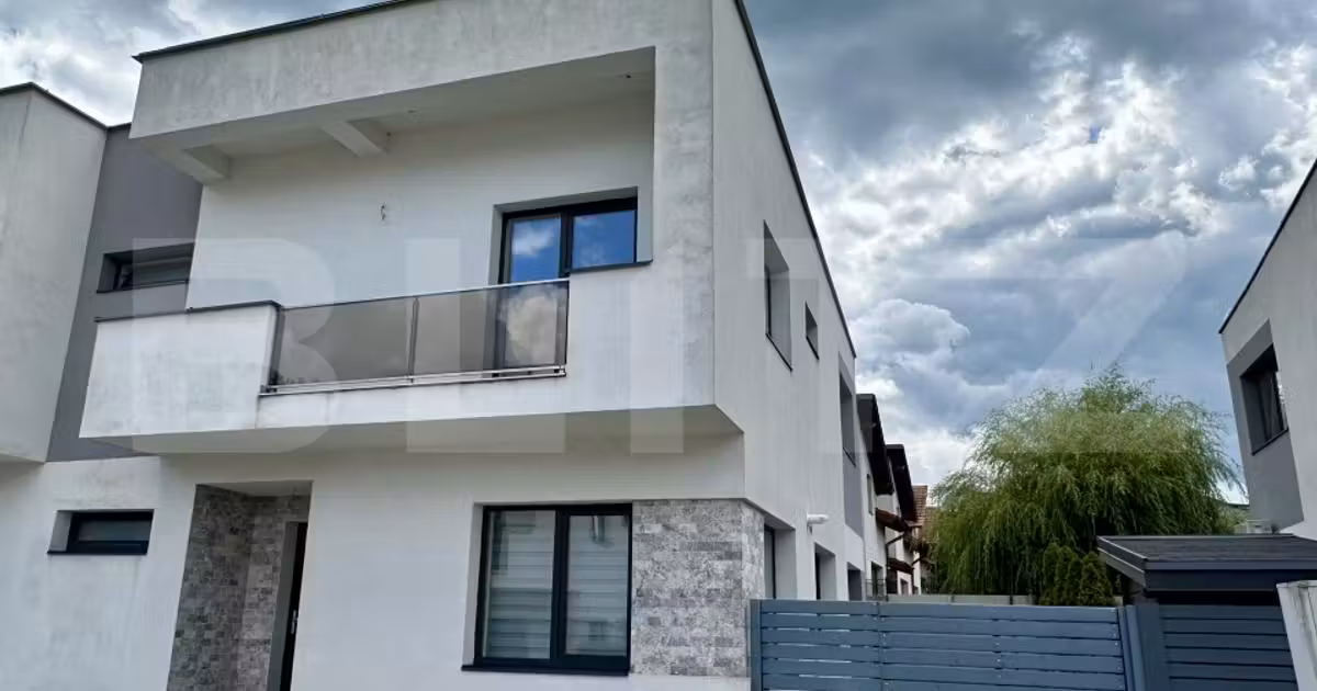 Duplex de vânzare cu 5 camere, mobilat în Florești