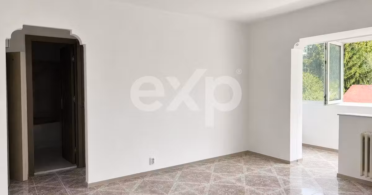 Apartament de vânzare cu 2 camere în zona Sud, Bacău