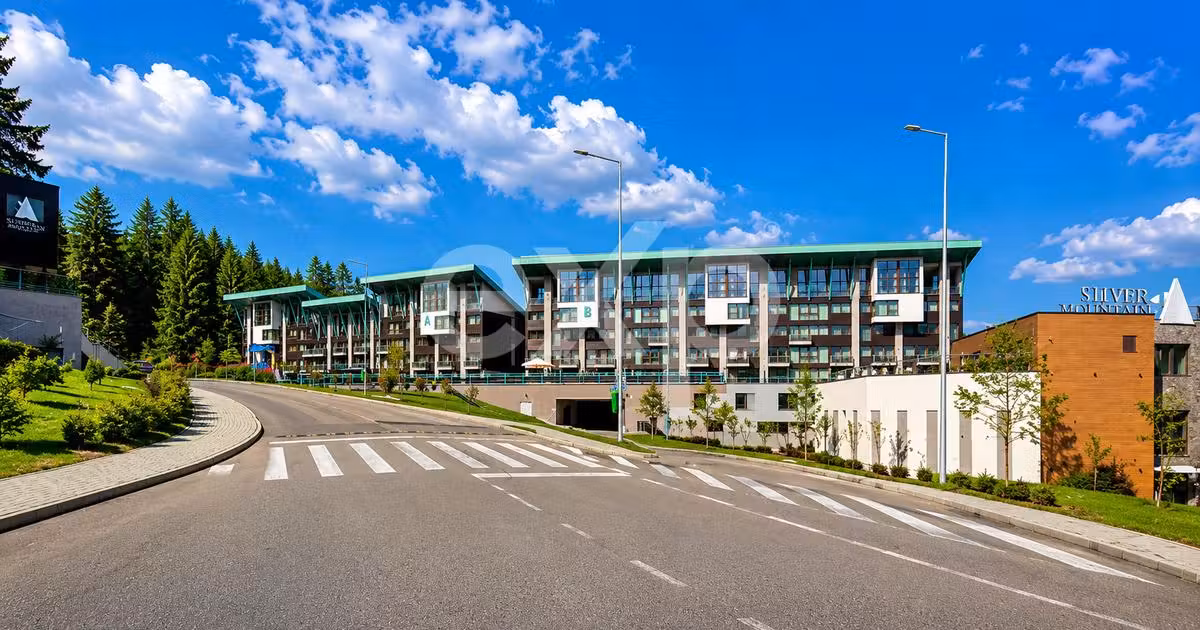 Apartament de vânzare cu 4 camere, mobilat în Poiana Brașov
