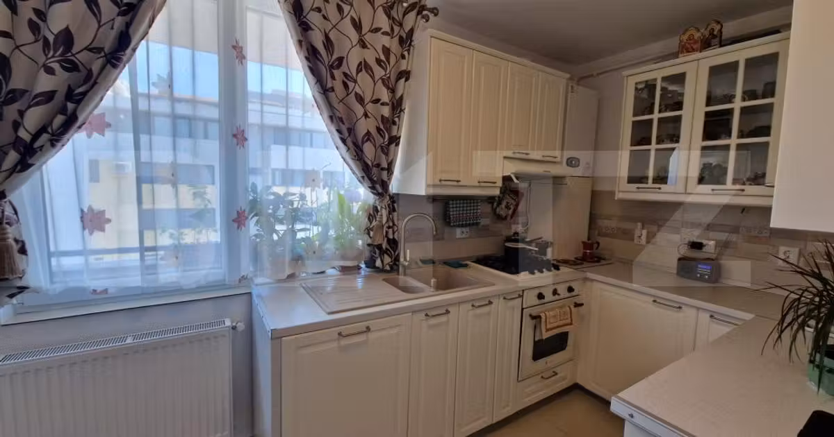 Apartament de vânzare cu 2 camere, mobilat în Baciu