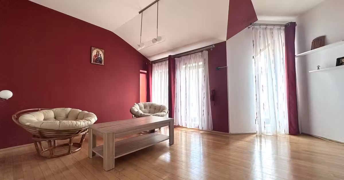 Casă individuală de vânzare cu 5 camere, mobilată în Moșnița Nouă