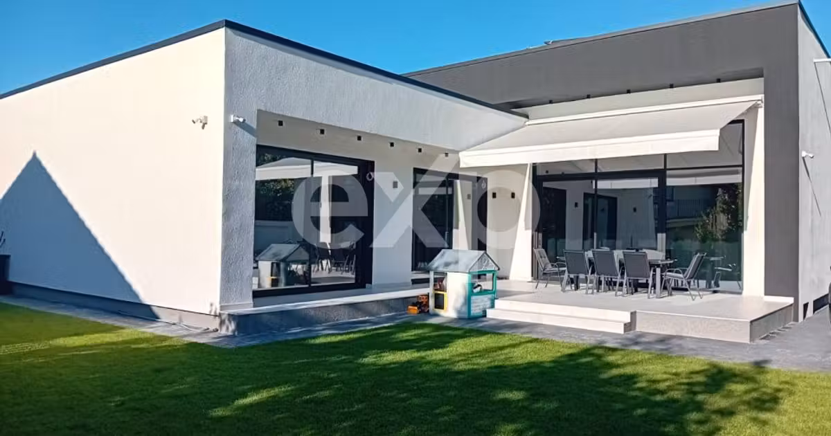 Casă individuală de vânzare cu 4 camere în Corbeanca