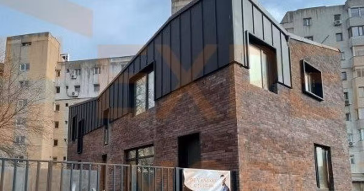 Duplex de vânzare cu 3 camere în zona Dacia, Constanța