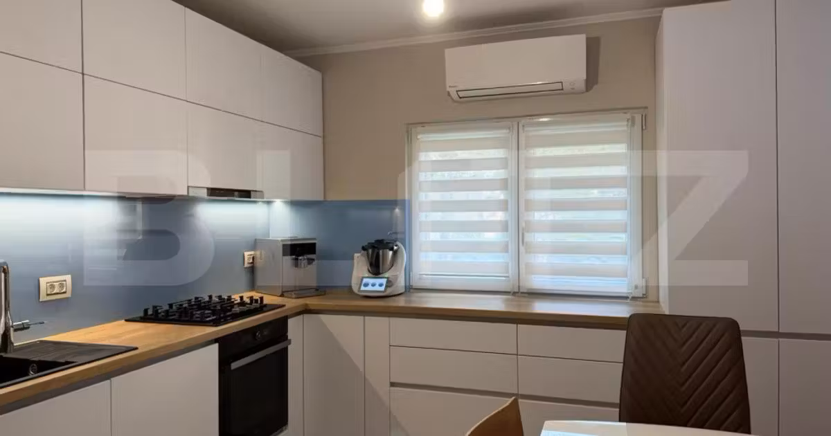 Apartament de vânzare cu 3 camere, mobilat în zona Semicentral, Cluj-Napoca