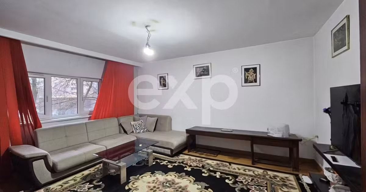 Apartament de vânzare cu 4 camere în zona Nerva Traian, Sector 3
