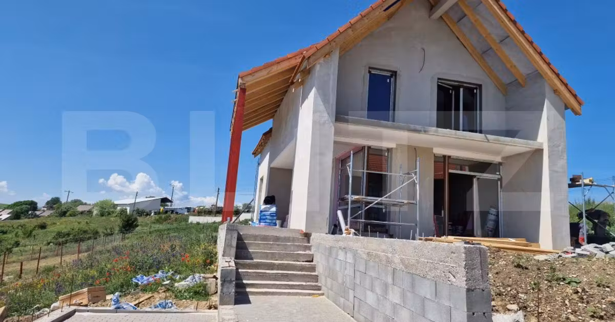 Casă individuală de vânzare cu 3 camere în Jucu de Sus