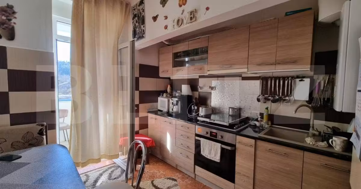 Apartament de vânzare cu 2 camere, mobilat în Baciu