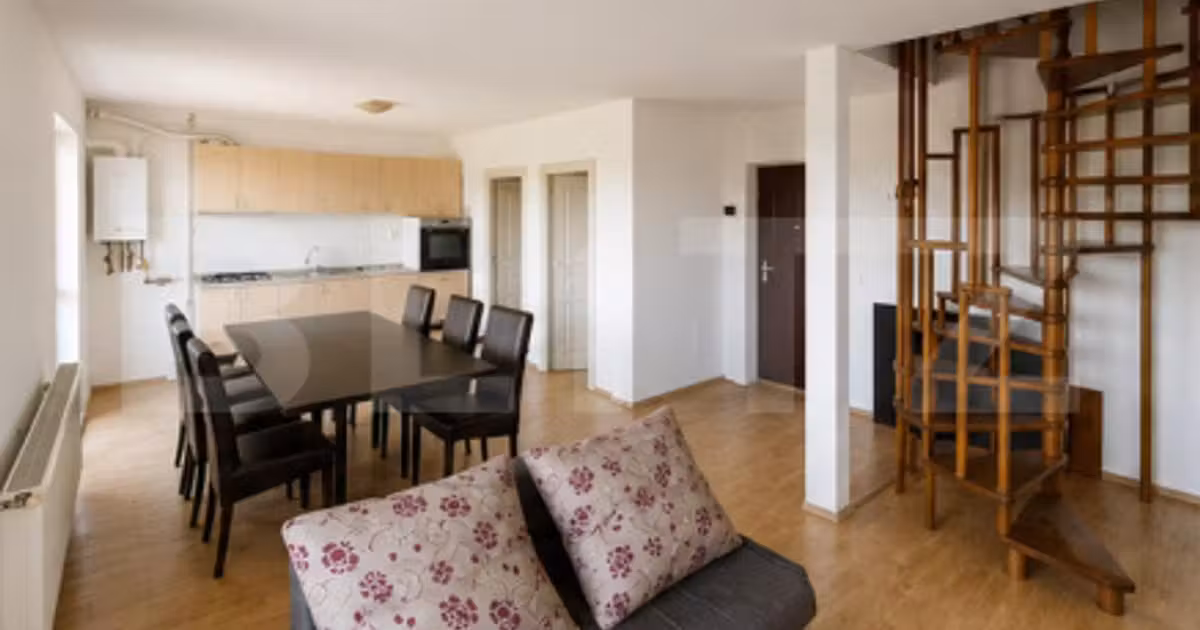 Apartament de vânzare cu 3 camere, mobilat în Făgăraș