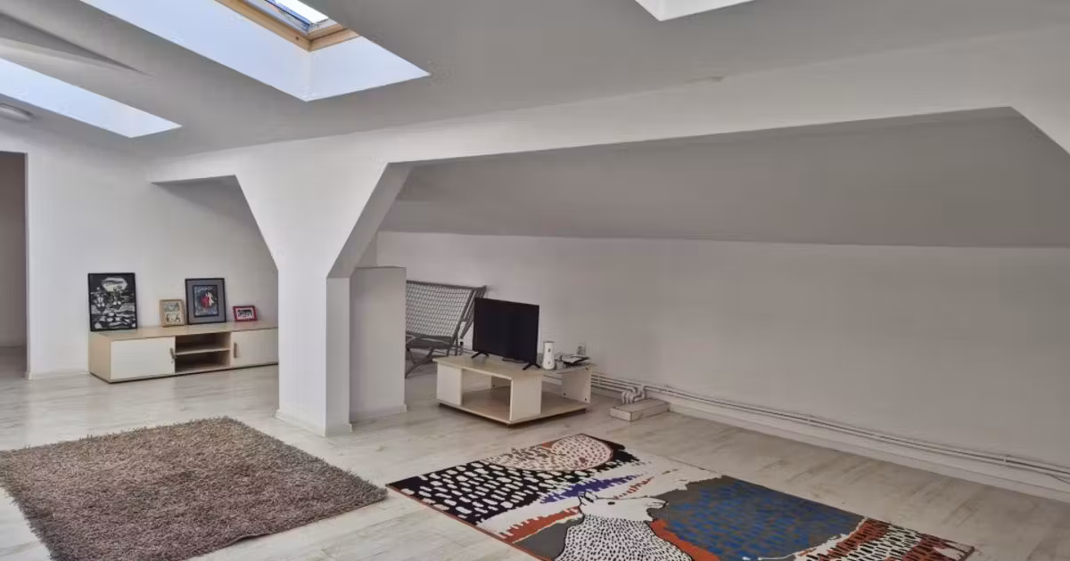 Apartament de vânzare cu 3 camere, mobilat în zona Străulești, Sector 1