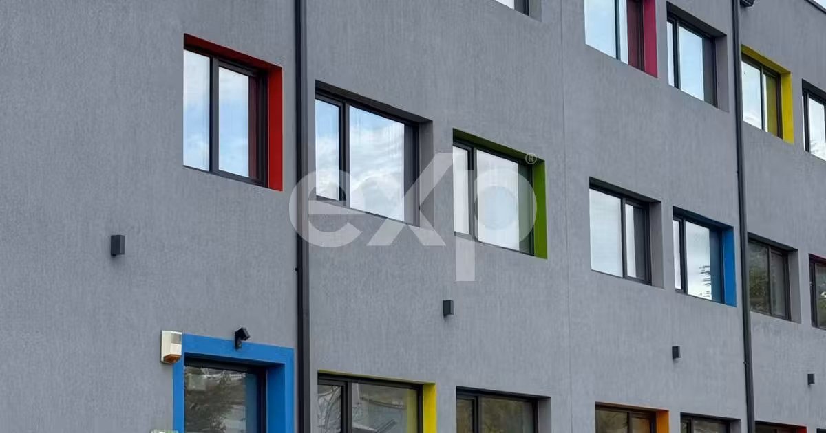 Birou de vânzare de 300.00 mp, în zona Iris, Cluj-Napoca