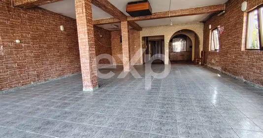 Spațiu comercial Central